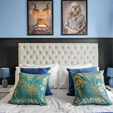 The Stylish Warwick Abode - Balcony - Garden Villa Leek Wootton Luaran gambar