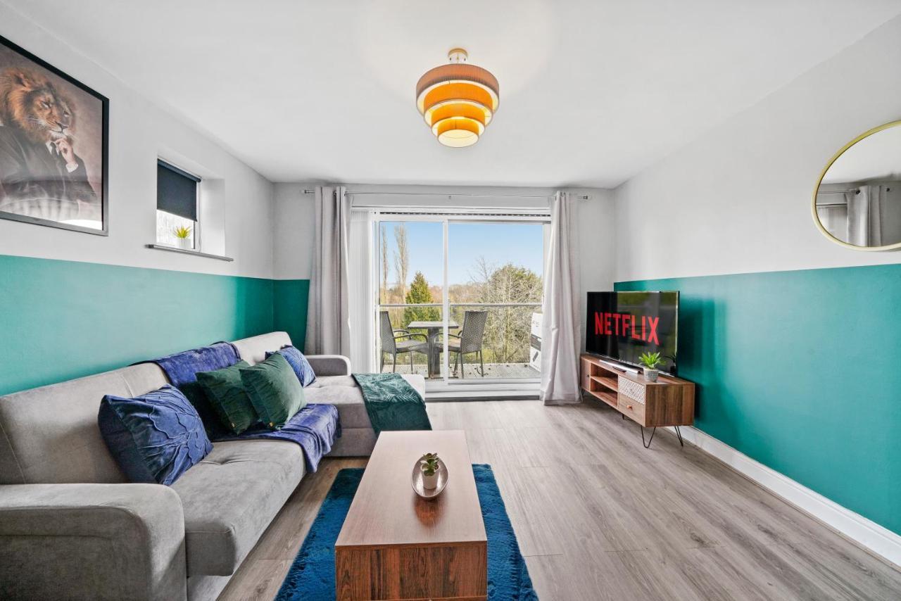 The Stylish Warwick Abode - Balcony - Garden Villa Leek Wootton Luaran gambar